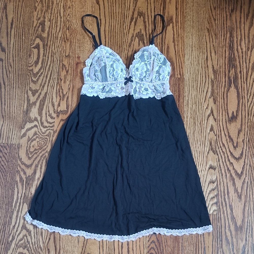 NWOT! Victoria's Secret Elegant Black and Lace Chemise